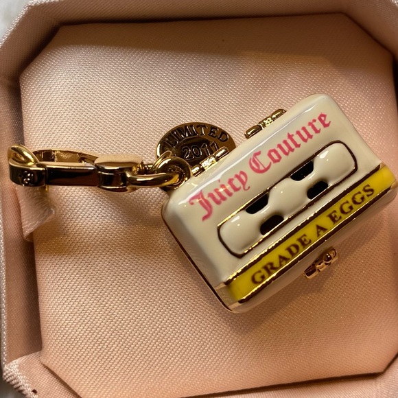 Juicy Couture Carton of Eggs Charm - Picture 3 of 8